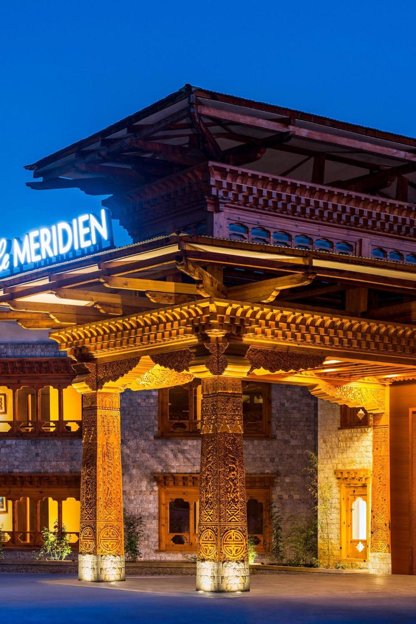 Le Meridien Paro Riverfront Экстерьер фото